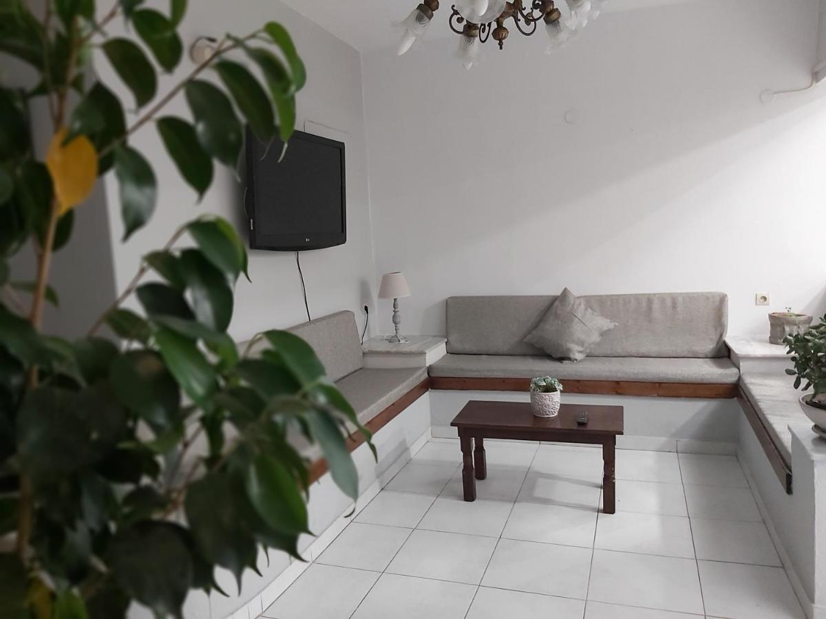 Pánormos Kasteli Studios & Apartments מראה חיצוני תמונה