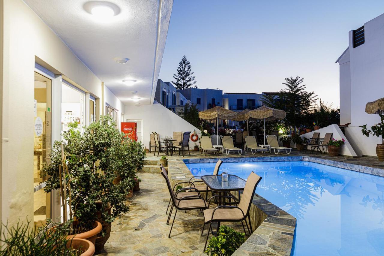 Pánormos Kasteli Studios & Apartments מראה חיצוני תמונה