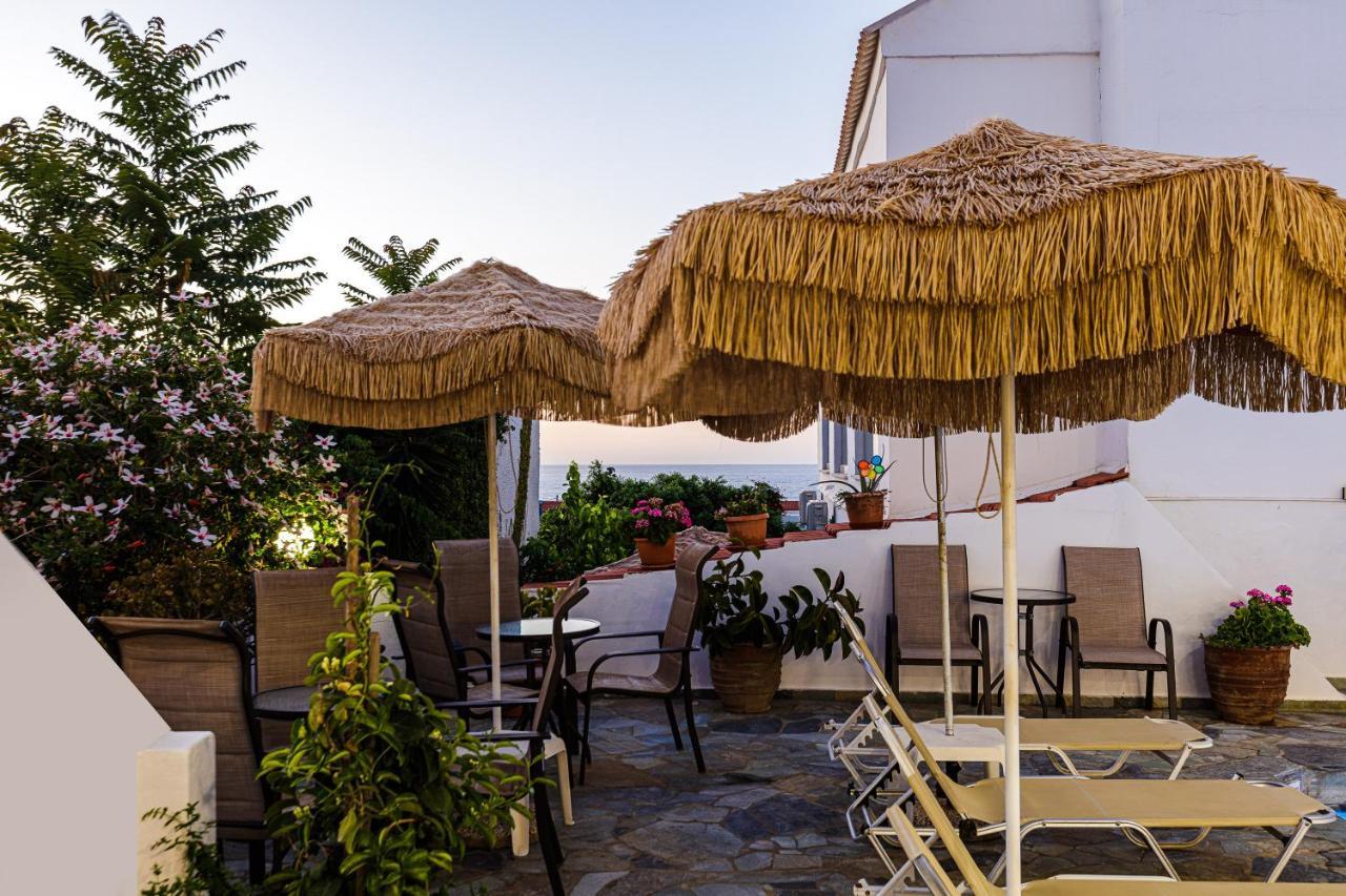 Pánormos Kasteli Studios & Apartments מראה חיצוני תמונה
