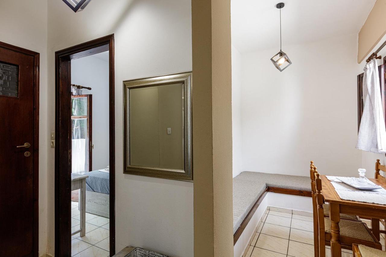 Pánormos Kasteli Studios & Apartments מראה חיצוני תמונה