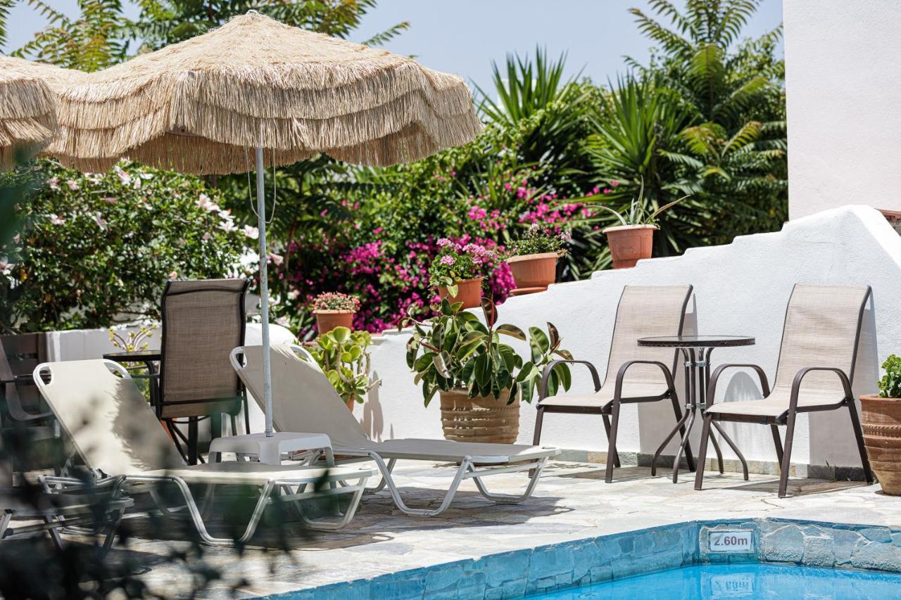 Pánormos Kasteli Studios & Apartments מראה חיצוני תמונה