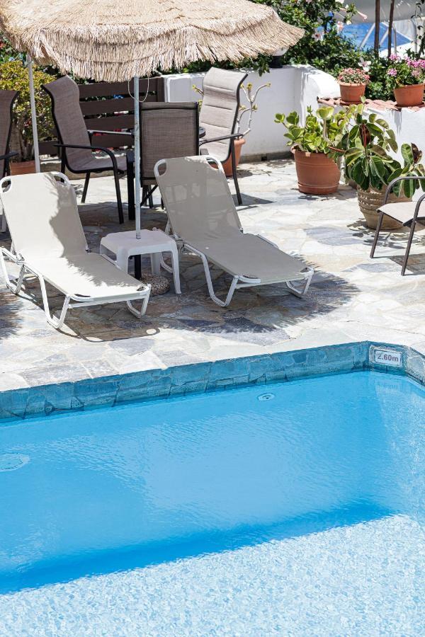 Pánormos Kasteli Studios & Apartments מראה חיצוני תמונה