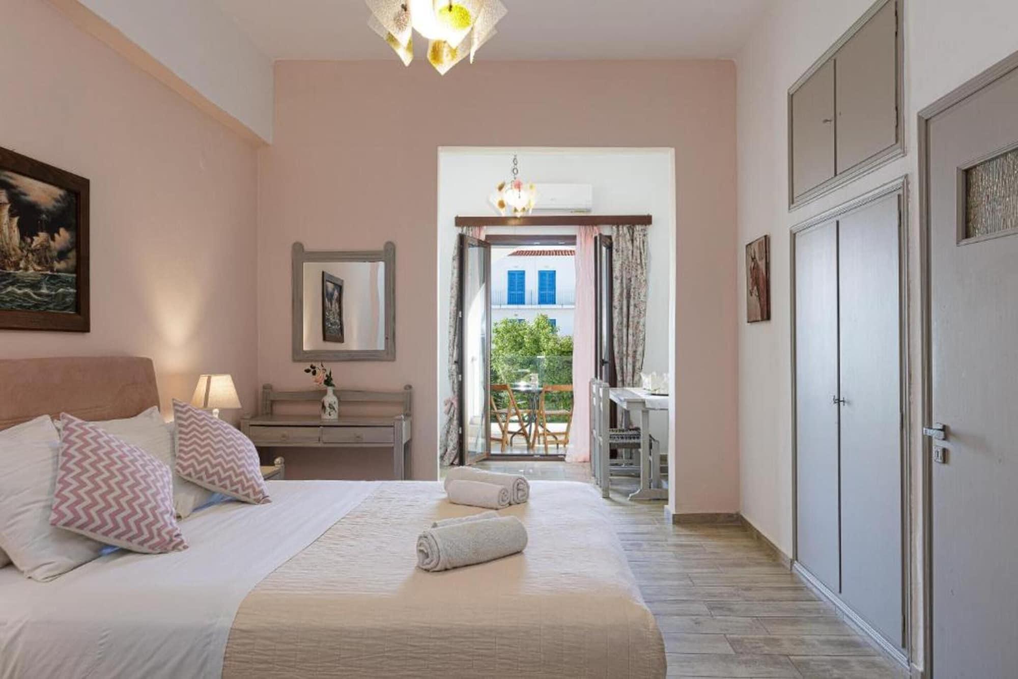 Pánormos Kasteli Studios & Apartments מראה חיצוני תמונה