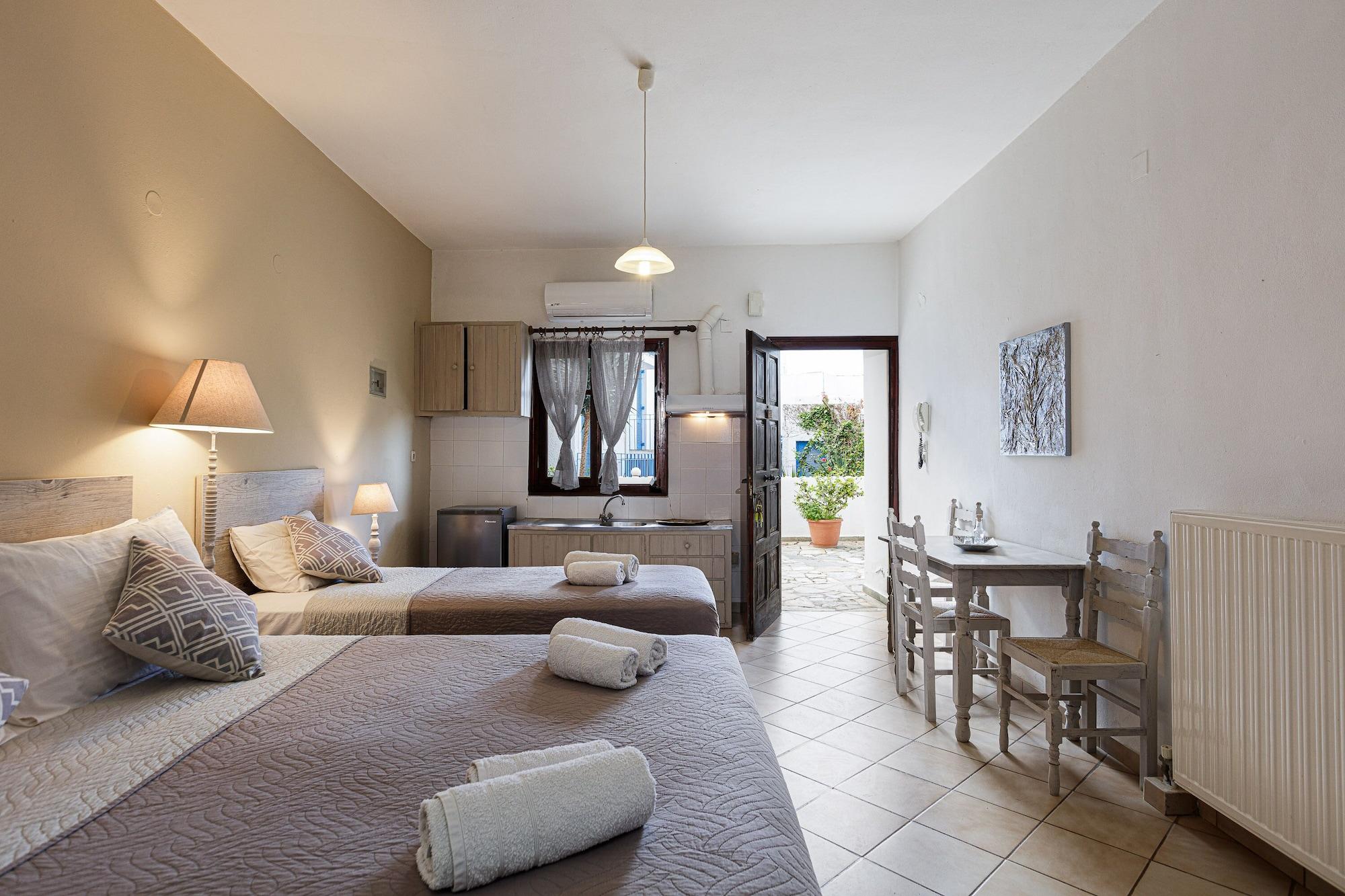 Pánormos Kasteli Studios & Apartments מראה חיצוני תמונה